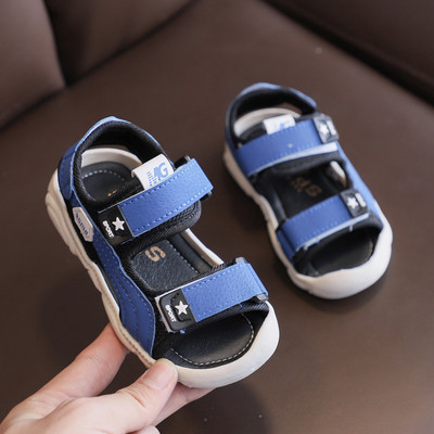 Kleebistega libisemiskindlad laste sandaalid poistele