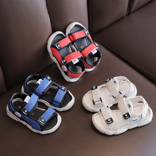 Kleebistega libisemiskindlad laste sandaalid poistele