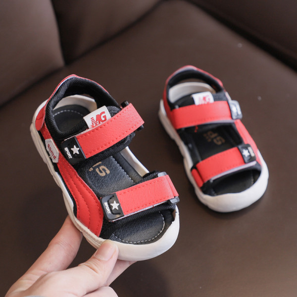 Kleebistega libisemiskindlad laste sandaalid poistele