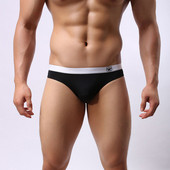 Elastse vöökoha ja aplikatsiooniga meeste püksid