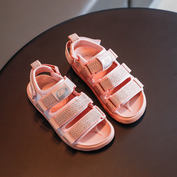 Ikdienas bērnu sandales ar mīkstām zolēm un ielāpiem