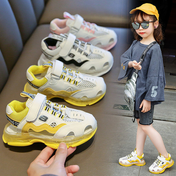 Pehme tallaga sportlikud lastesandaalid poistele