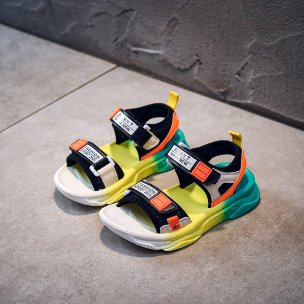 Uus mudel laste värvilised sandaalid poistele