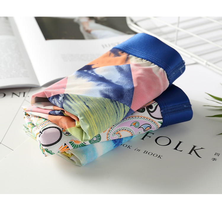 Krāsaini vīriešu bokseri divu gabalu komplektā