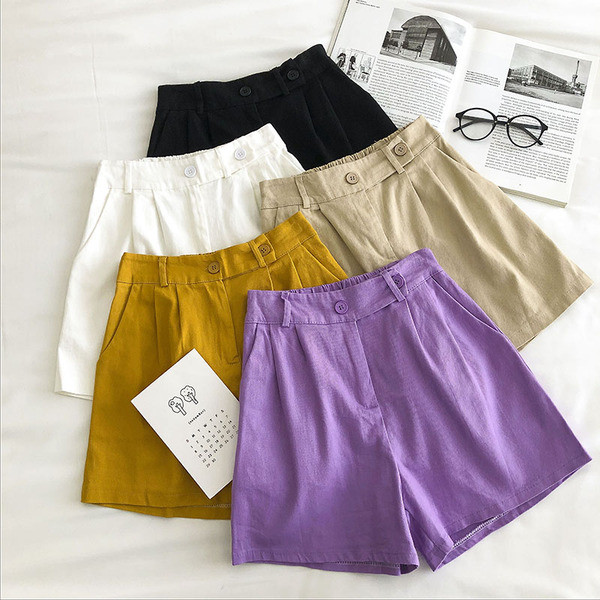 Γυναικεία σορτς με ψηλή μέση και κουμπί