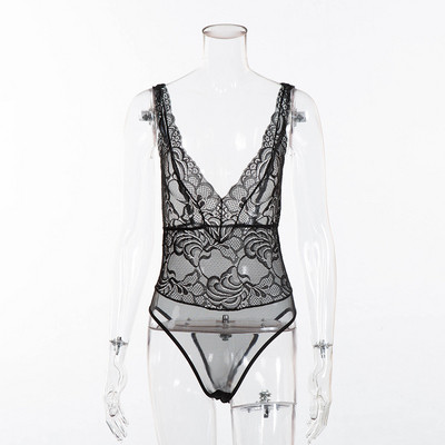 Μοντέρνο γυναικείο δαντελένιο κορμάκι ε ντεκολτέ spitz