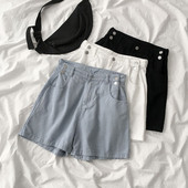 Къси дамски дънки с джобове и копчета