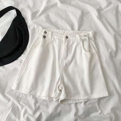 Къси дамски дънки с джобове и копчета