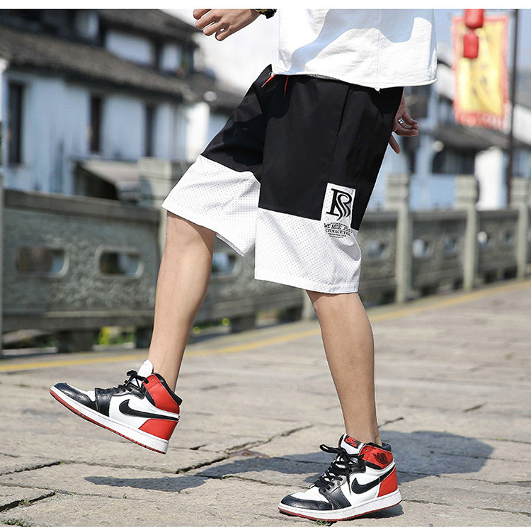 Hit vīriešu sporta šorti, kas piemēroti pludmalei