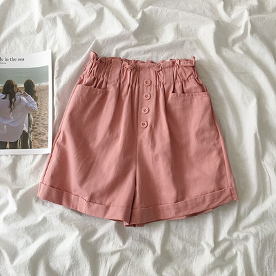 Jauns sieviešu šortu modelis ar elastīgu jostasvietu