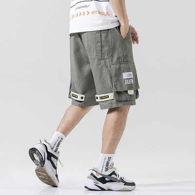 Ανδρικά σορτς με πολλές τσέπες