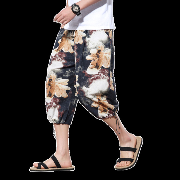 Ανδρικό παντελόνι με λουλουδάτο μοτίβο και μήκος γόνατος
