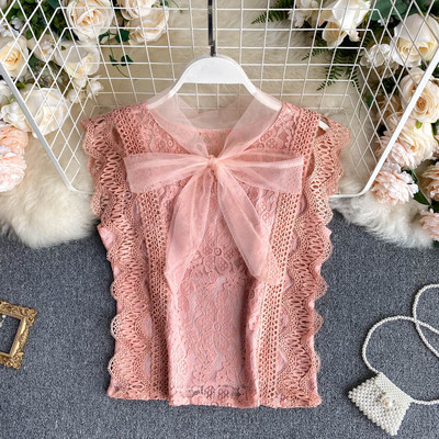 Γυναικείο αμάνικο από  δαντέλα με τούλι και κορδέλα