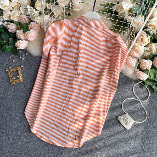 Casual γυναικείο ριγέ πουκάμισο με κλασικό κολάρο - ασύμμετρο μοντέλο