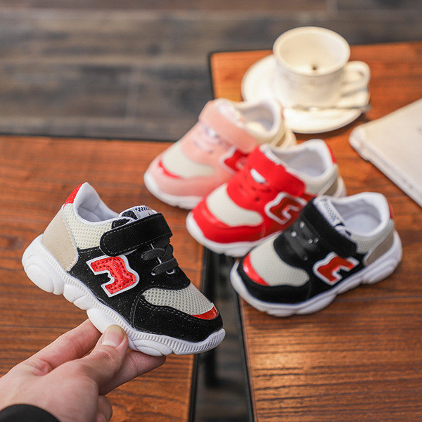 Tenisi copii potriviti pentru fete cu talpa plata