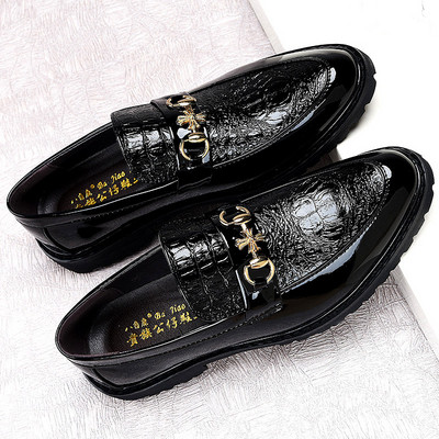 Formāli vīriešu mokasīni ar metāla elementu - divi modeļi