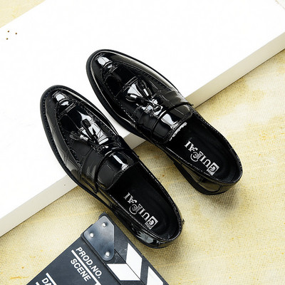 Model ascutit de pantofi barbatesti din piele ecologica - doua modele