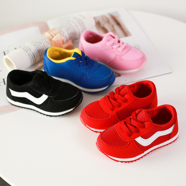 Tüdrukutele sobivad ökoseemisnahast laste tossud