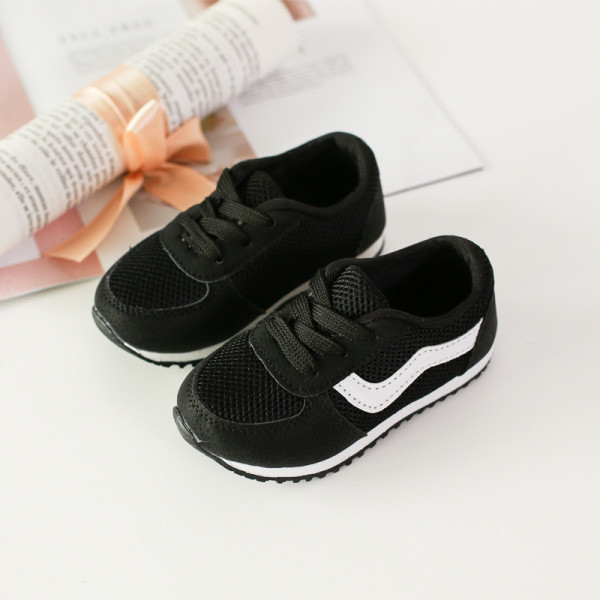 Tüdrukutele sobivad ökoseemisnahast laste tossud