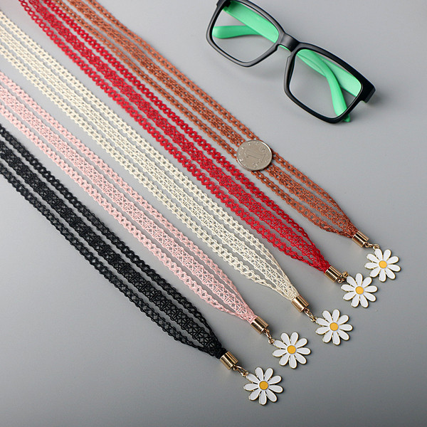 Sieviešu mežģīņu josta ar margrietiņām - garums 155 cm