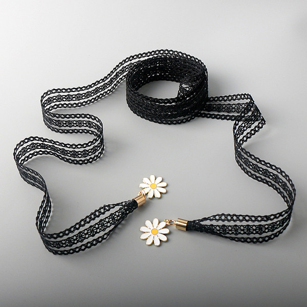 Sieviešu mežģīņu josta ar margrietiņām - garums 155 cm