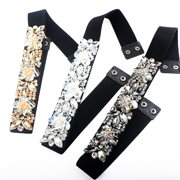 Moteriškas elastingas diržas su akmenukais