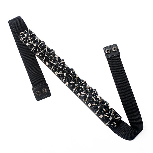 Cureaua de dama cu piatra in negru