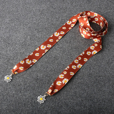 Új modell női szatén öv százszorszépekkel