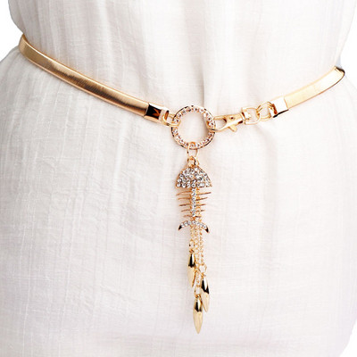 Új modell rugalmas női öv fém elemekkel - többféle modell