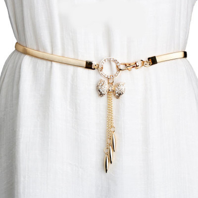 Új modell rugalmas női öv fém elemekkel - többféle modell