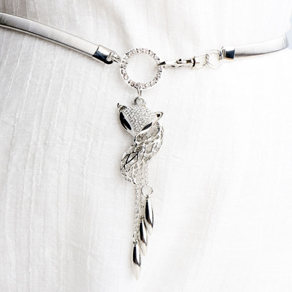 Új modell rugalmas női öv fém elemekkel - többféle modell