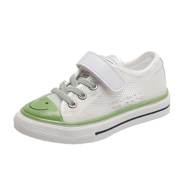 Tüdrukutele sobivad vabaaja paelte ja lameda tallaga laste tossud