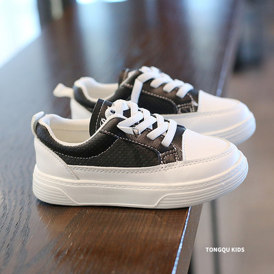 Παιδικά αθλητικά πάνινα παπούτσια με κορδόνια και επίπεδη σόλα κατάλληλα για κορίτσια