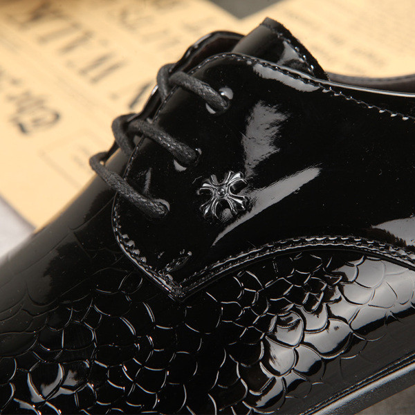 Pantofi formali barbatesti in negru - model ascutit