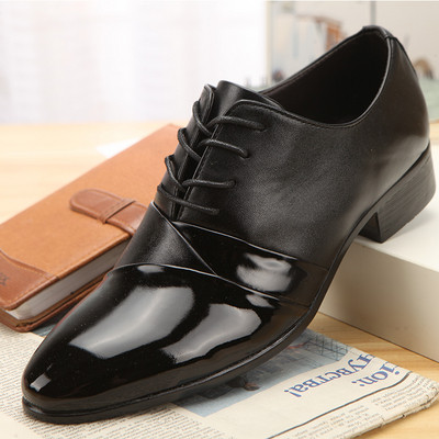 Ametlikud paeltega meeste kingad - teravatipuline mudel