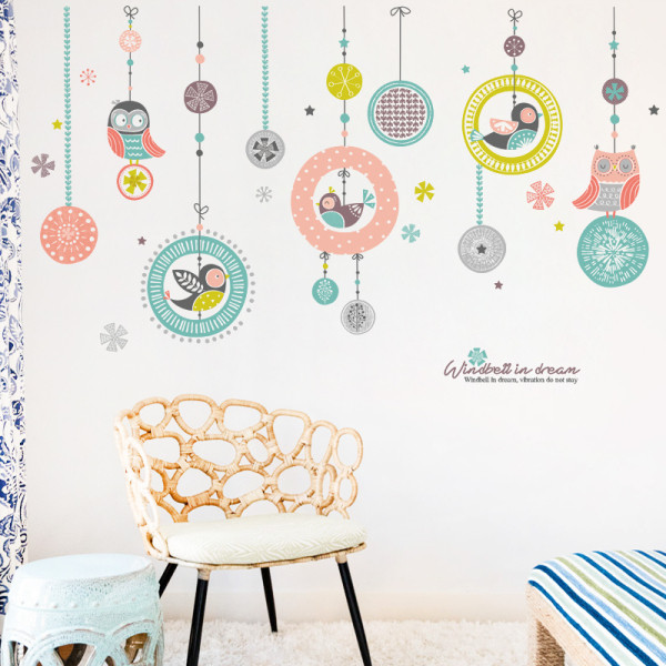 Bērnu pašlīmējošās uzlīmes, kas piemērotas bērnu istabai