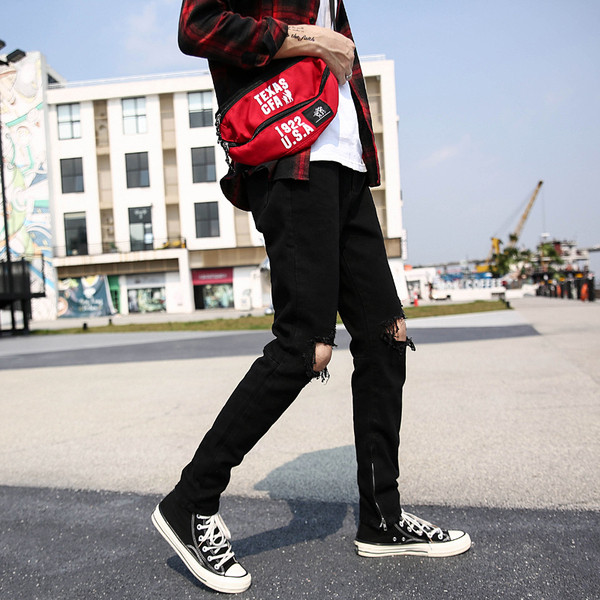 Blugi bărbătesc cu motive rupte - două modele