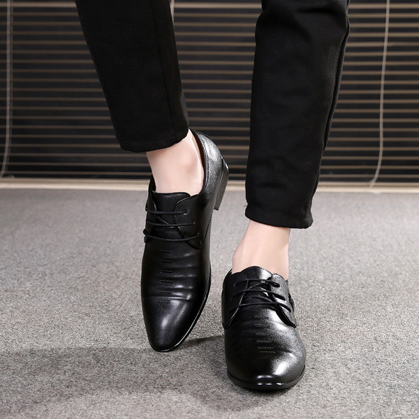 Pantofi ascuțiți pentru bărbați din piele ecologică - două modele