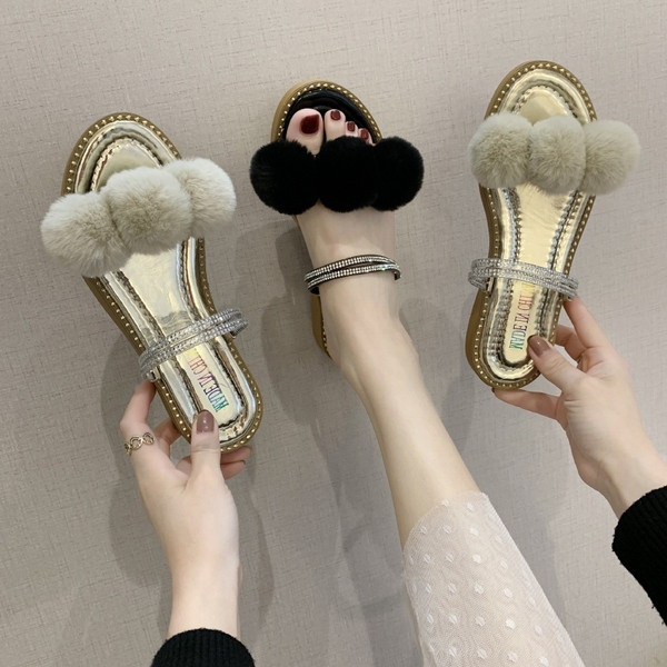 Papuci eleganti de dama cu puf si efect stralucitor