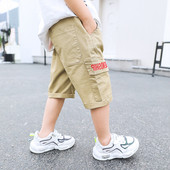 Pantaloni scurți pentru băieți cu buzunare și inscripție