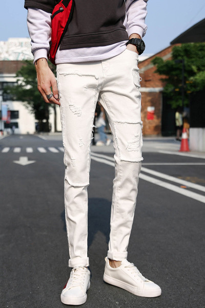 Ανδρικά τζιν με σκισμένα μοτίβα - δύο μοντέλα