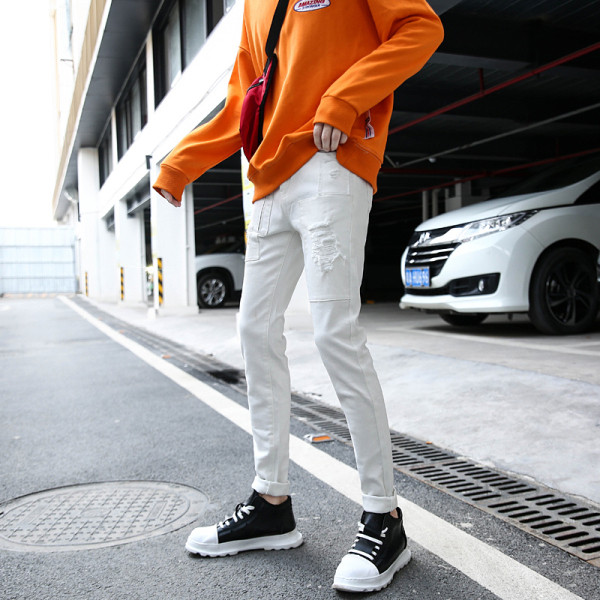 Ανδρικά τζιν με σκισμένα μοτίβα - δύο μοντέλα