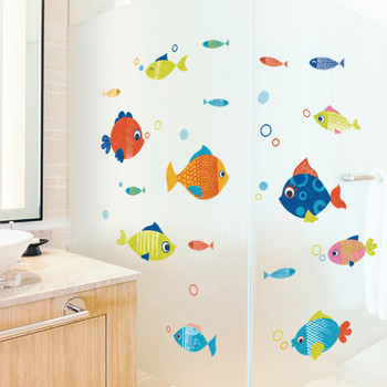 Самозалепващ се стикер за стена във формата на риба подходящ за детска стая 