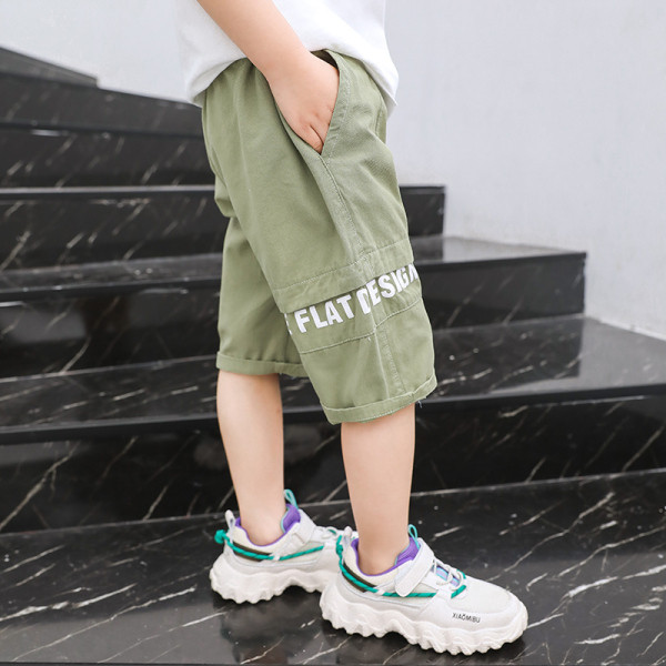 Pantaloni scurți casual pentru copii cu buzunare în două culori