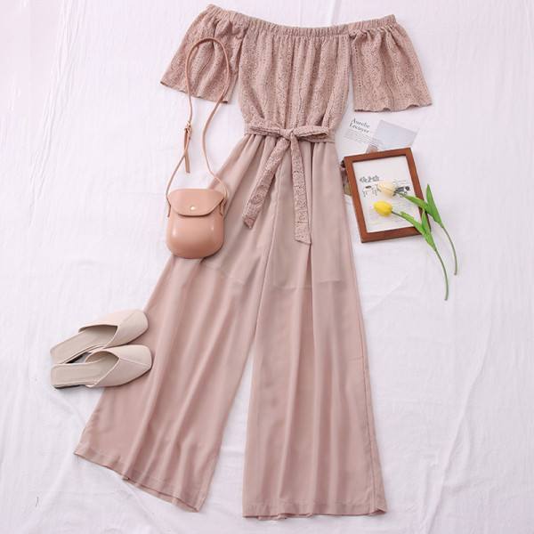 Naiste kombinesoonide uus mudel - paatkaelusega ja vööga