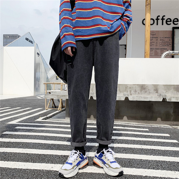 Ανδρικό τζίν φαρδιά μοντέλο με μήκος 9/10