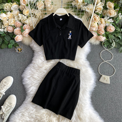 Ikdienas sieviešu komplekts no divām daļām ar īsām piedurknēm un augstu vidukli