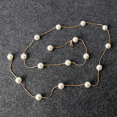 Γυναικεία ζώνη με πέρλες και μήκος 100 cm