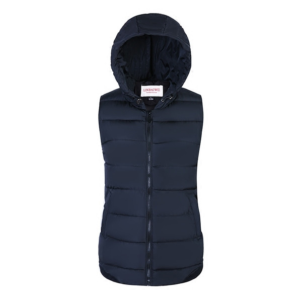 Igapäevane naiste lühike vest kapuutsiga ja aplikatsiooniga