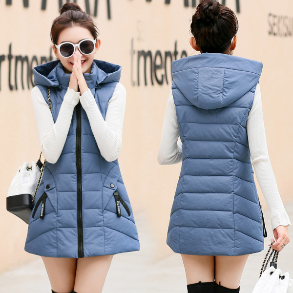 Moodne naiste pikk vest kapuutsi ja taskutega